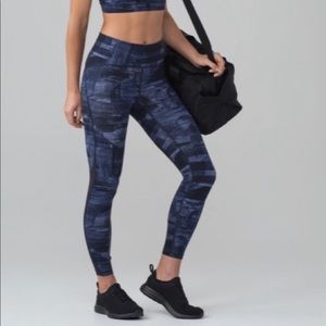 lululemon athletica Pants - Lululemon Train Times 7/8 Pant 4 lululemon athletica Pants - Lululemon Train Times 7/8 Pant 4